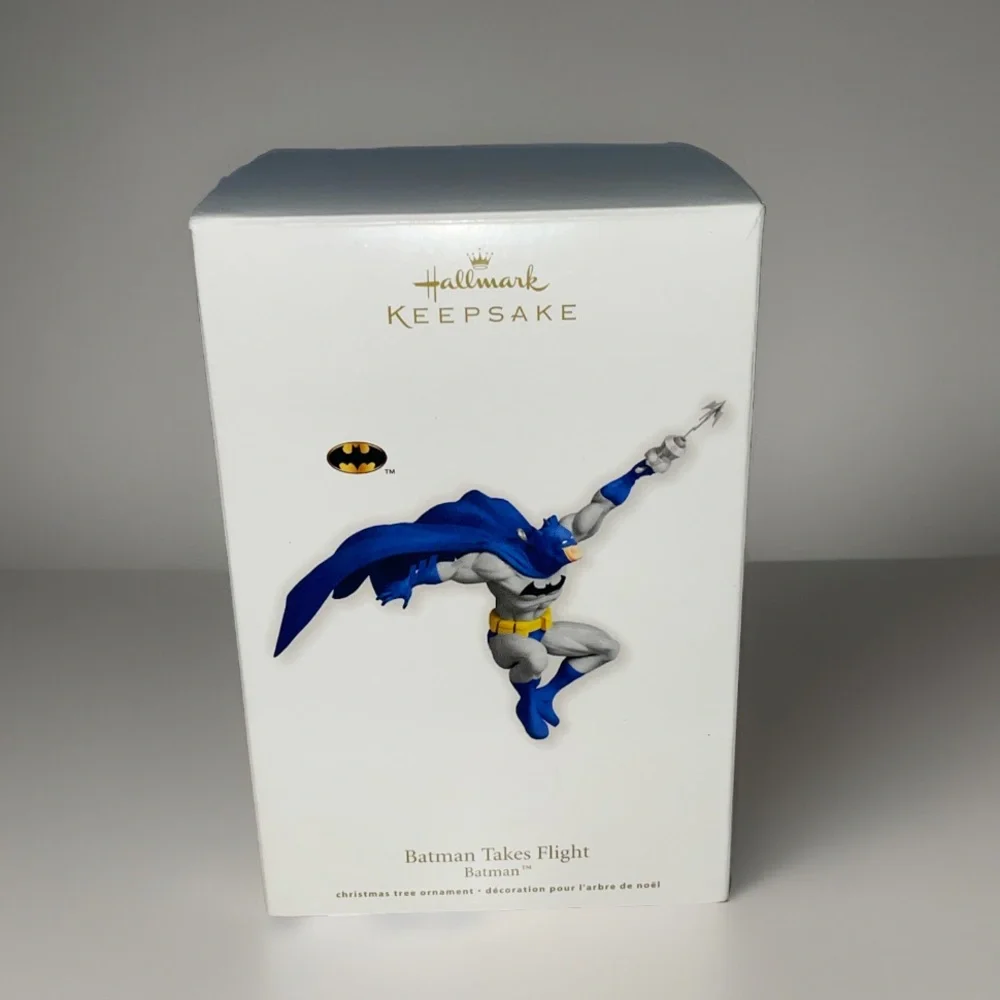 NOSTALGIA👾 Hallmark Keepsake Ornament Batman Takes Flight Batman‎ DC Comics